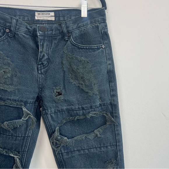 One x Oneteaspoon Awesome Baggies in dark wash. Size 24. - Picture 10 of 10